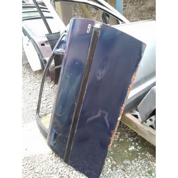 Porta Dianteira Direita Vectra 97 99 01 03 05 Dianteira Direita Preto