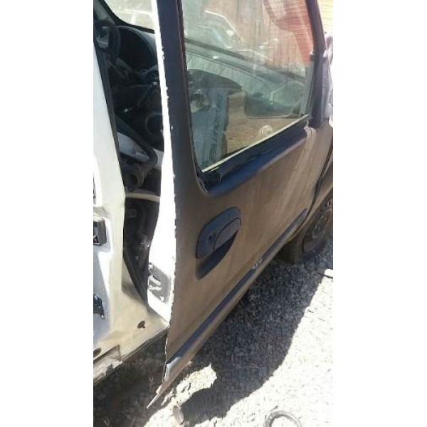 Macaneta Porta Dianteira Direita Kangoo 2001
