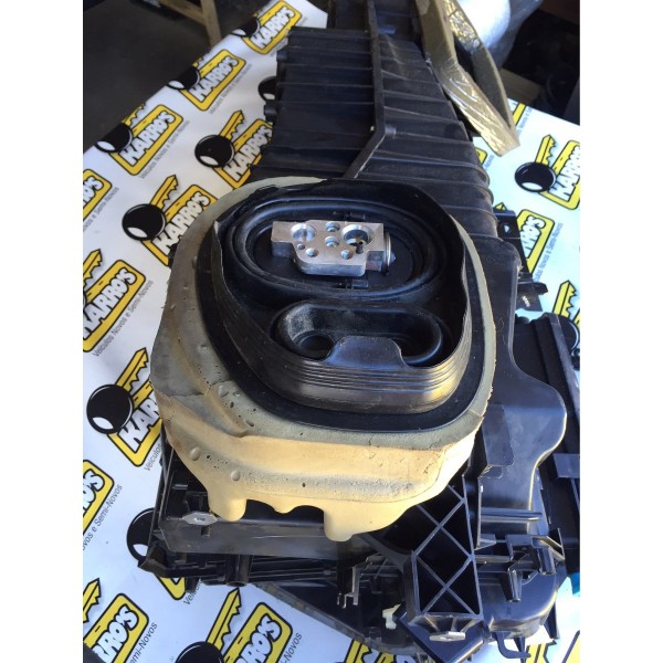 Caixa De Ventilação Vw Jetta Completa