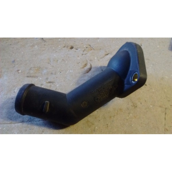 Conexão Água 06a121121c 038121121d Golf Audi