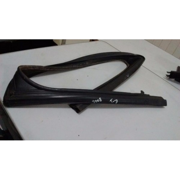 Canaleta Porta Peugeot 3008 Traseira Direita