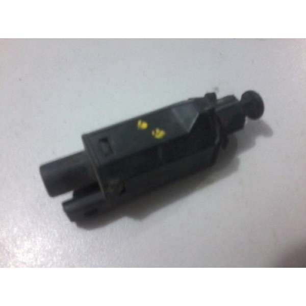 Interruptor De Luz Freio Gol Santana Golf 191945515