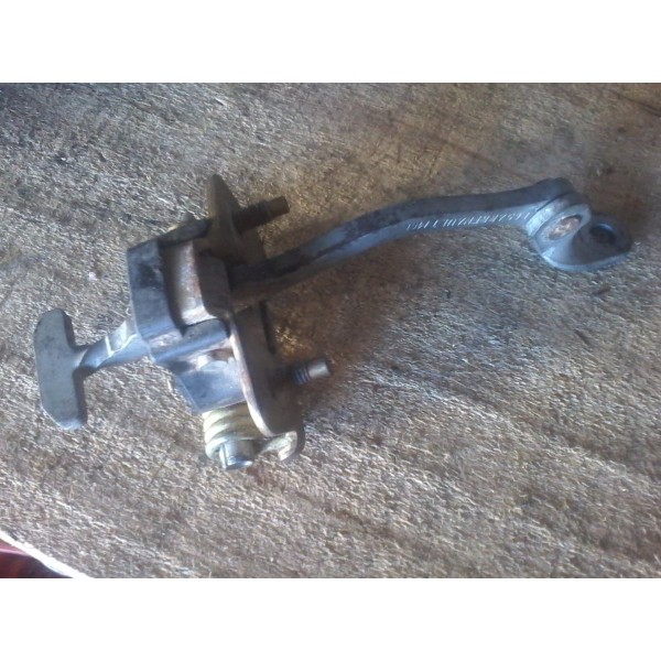 Limitador Porta Dianteiro Esquerda Clio