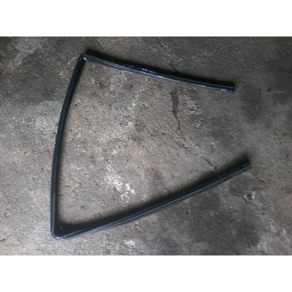 Canaleta Porta Peugeot 408 Traseira Esquerda