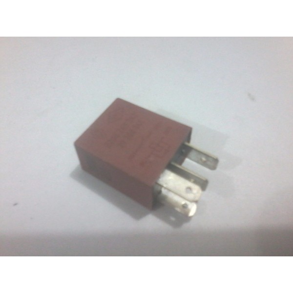 Rele Renault 8200263342 29200041 12v 20a