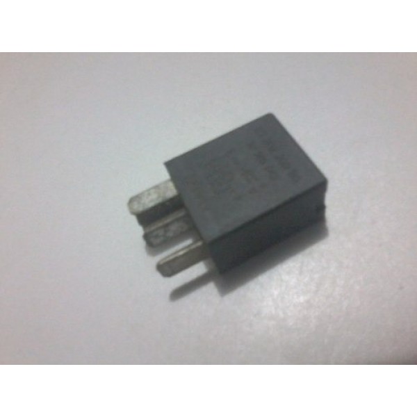 Rele Auxiliar Citroen Peugeot 9620220980 Original