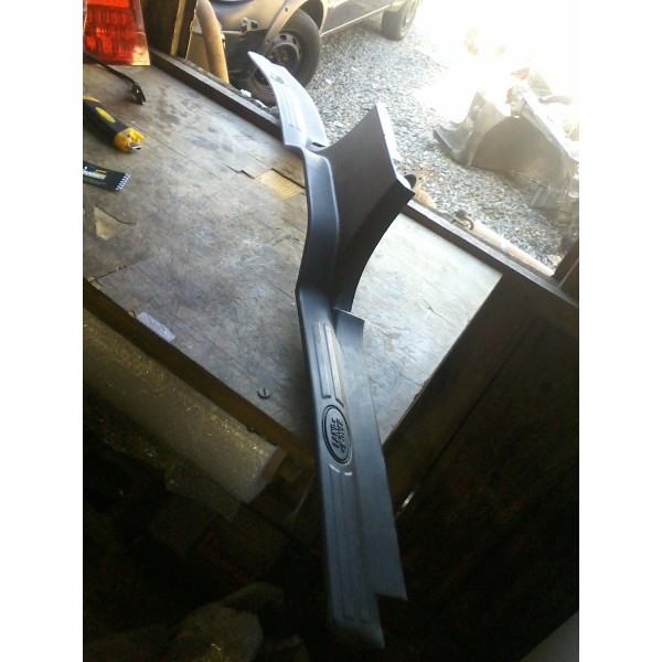 Acabamento Caixa De Ar Direito Discovery 4 2011