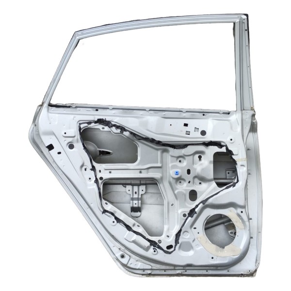 Porta Traseira Esquerda Sentra 2014 A 2019 Com Detalhe Traseira Esquerdo Prateado